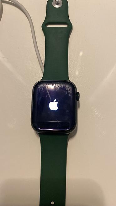 Apple Watch (Series SE/7 korpus dizaynı) - Rəng: Tünd yaşıl silikon