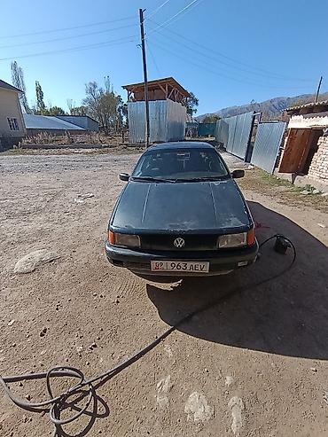 прикуриватель для авто: Volkswagen Passat: 1992 г., 2 л, Механика, Бензин, Седан — 9