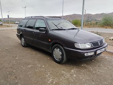 машина mg: Volkswagen Passat Variant: 1994 г., 1.8 л, Механика, Бензин, Универсал — 9