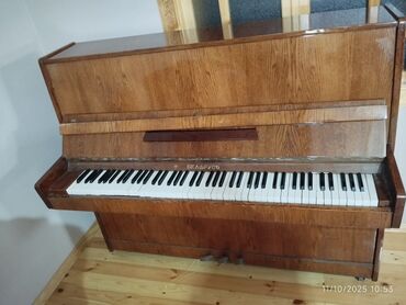 midi klaviş: Piano, Belarus, Akustik