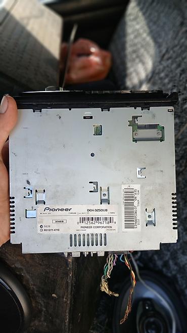 iphone 15 pro irsad: Pioneer DEH-3250UB avtomobil maqnitofonu - Ön panel: böyük səs — 2