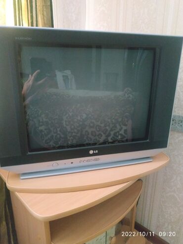 экран разбит: Продаю телевизор LG б/у в идеальном рабочем состоянии,без царапин,все