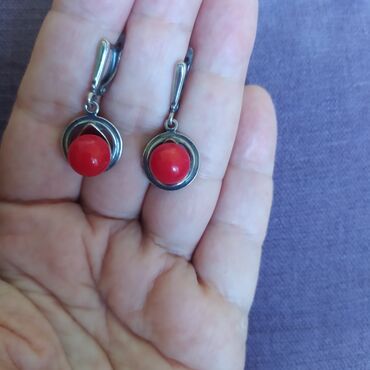 Zərgərlik dəstləri: Dəstə daxildir: Üzük, Sırğa -da lalafo.az — 3 Zərgərlik dəstləri: Dəstə daxildir: Üzük, Sırğa — 3