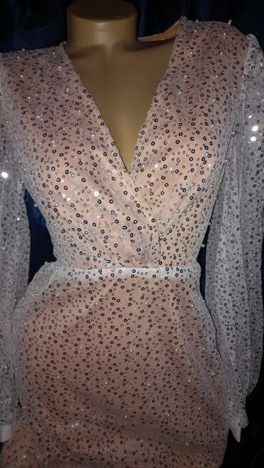 вечернее платье в пол очень красивое: Вечернее платье, S (EU 36)