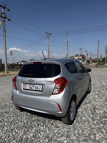 spark 1: Chevrolet Spark: 2018 г., 1 л, Автомат, Бензин, Хэтчбэк — 4