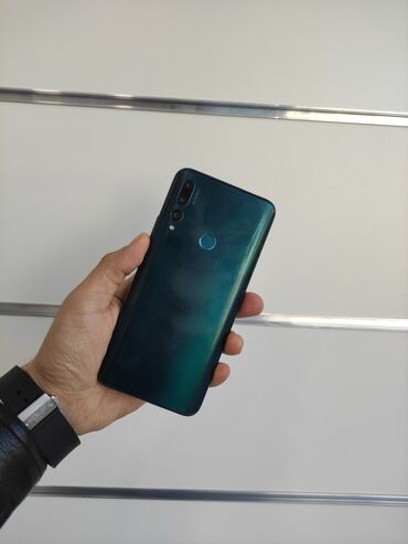 Xiaomi: Huawei Y7 Prime, 128 GB