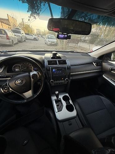 lixiang l6: Toyota Camry: 2012 г., Автомат, Бензин, Седан — 3