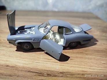 1 43 modelka: Masaüstü kolleksiya modeli – klassik kupe tipli metal oyuncaq — 9