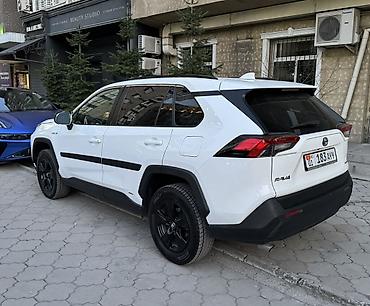 Toyota: Toyota RAV4: 2019 г., 2.5 л, Гибрид, Кроссовер — 9