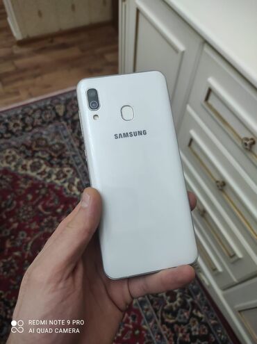 Samsung: Samsung Galaxy A30, 32 GB, rəng - Ağ, Barmaq izi, Face ID