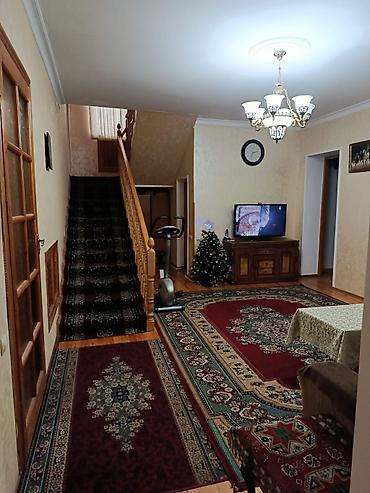 sabuncuda ucuz evler: Bakıxanov qəs. 7 otaqlı, 310 kv. m, Kredit yoxdur, Orta təmir — 4