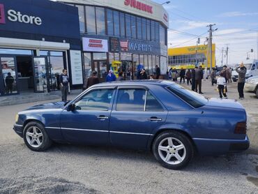 ипсум машина: Mercedes-Benz W124: 1989 г., 2.3 л, Механика, Бензин, Седан