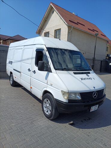 авторынок бишкек мерседес спринтер грузовой: Белый фургон Mercedes-Benz Sprinter, предназначенный для перевозки