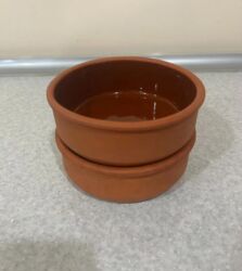 Digər dəstlər və servizlər: Qatıq saxsı və yemək qabları satılır.Yenidir.Çeşidlər çoxdur. Real — 6