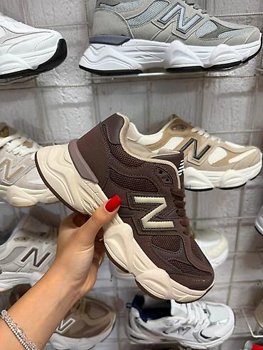patike vranje: Od 36 do 41 za samo 3700 din
pb — 2