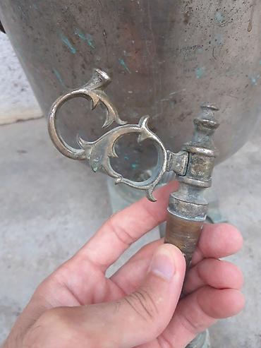 kagiz aliram: 3 ədəd Antik Bataşev samovar satıram. Öz kolleksiyamdandır. Artıqdır — 5