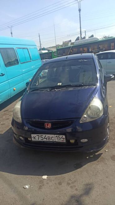 акорт 2002: Honda Fit: 2002 г., 1.3 л, Вариатор, Бензин