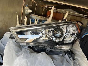 4 рунер: Продаю оригинальную фару Фара LED заводской Led фара не галоген — 1