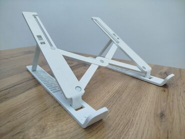 оперативная память ddr3: Подставка для ноутбука белого цвета