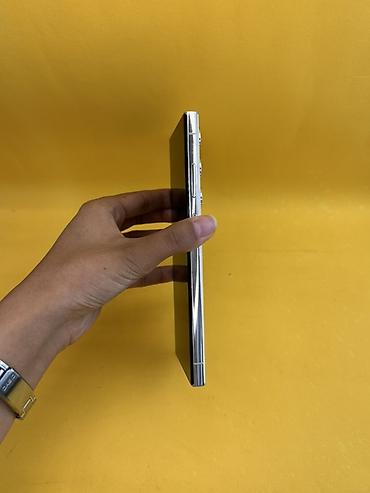 note 3: Samsung Galaxy S23 Ultra, Б/у, 256 ГБ, цвет - Бежевый, В рассрочку, 1 SIM — 2