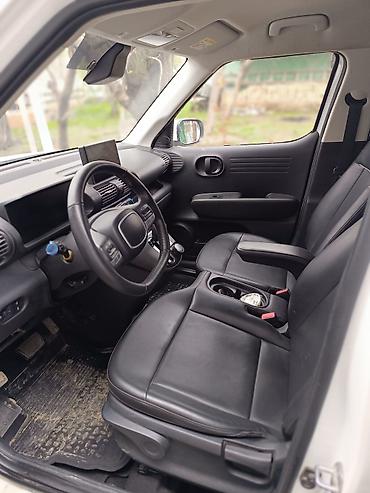 Hyundai: Hyundai : 2021 г., 1 л, Автомат, Бензин, Хэтчбэк — 11