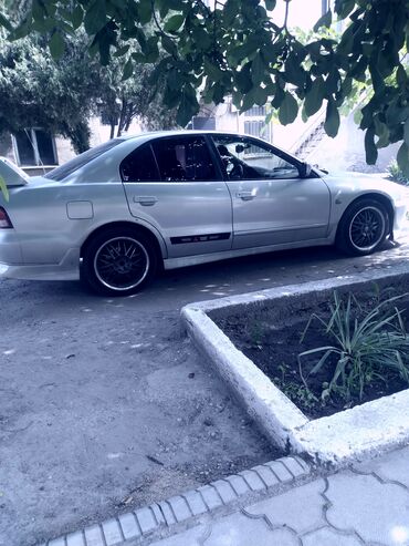 грузовой спринтер продаю: Mitsubishi Galant: 2002 г., 2 л, Автомат, Бензин, Седан