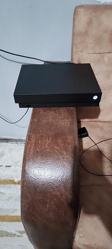 irşad iphone 13: Xbox One X oyun konsolu + 1 ədəd orijinal simsiz pult Xüsusiyyətlər — 3