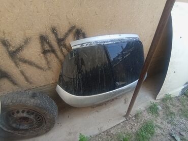 Крышки багажника и комплектующие: Крышка багажника Honda, 2002 г., Б/у, Оригинал