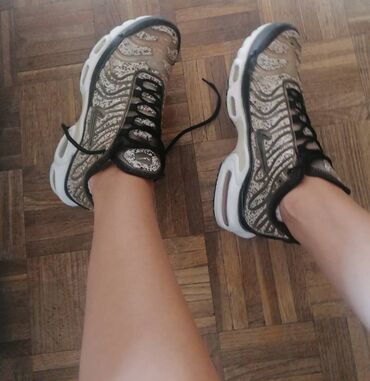 nine west mokasine: Nike, 38, color - Black