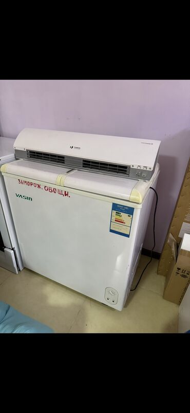 оборудование для мороженое: Продаю морозильник, в отличном состоянии самовывоз ж-м Ынтымак