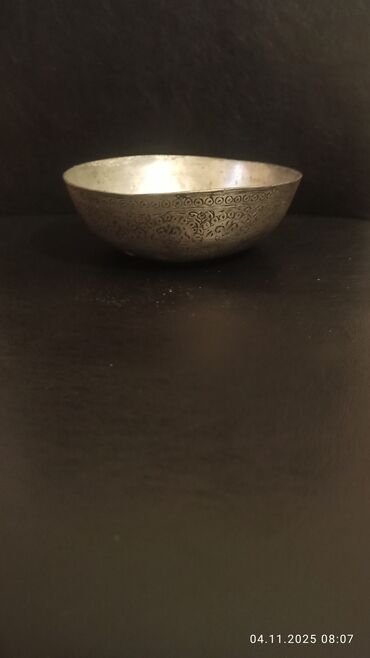 Əntiq qablar: Məhsul: Əl işli mis/naqişli qablar dəsti (3 ədəd) Təsvir: - Şərq — 10