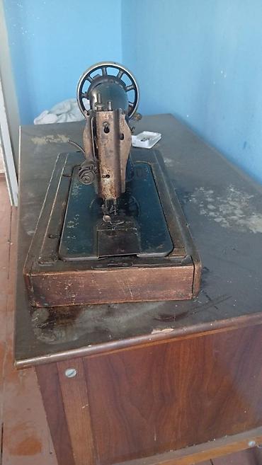 ikinci el dik: Məhsul: Singer əl tikiş maşını Təsvir: - 1930-cu ildən əvvələ aid çox — 4