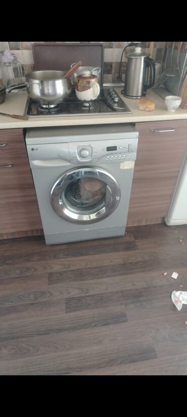 kondisioner 2 ci əl: Paltaryuyan maşın LG, 7 kq, İşlənmiş, Avtomat, Qurutmasız, Kredit yoxdur, Ünvandan götürmə
