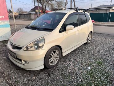 Honda: Honda Fit: 2003 г., 1.3 л, Вариатор, Бензин, Хэтчбэк