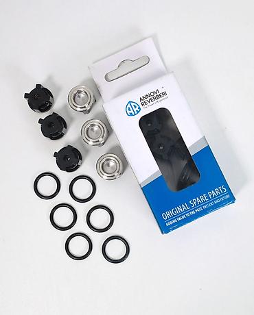 Другое автосервисное оборудование: Запчасти для аппаратов автомойки самообслуживания. Доступная цена — 7