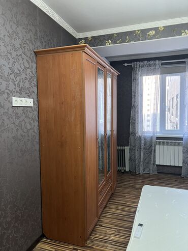 садовая мебель бу: Шифоньер, Колдонулган, Түз, ЛДСП