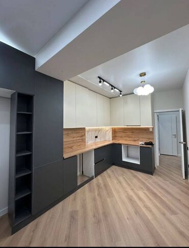 срочно продам квартиру в баку: 1 комната, 40 м², Элитка, 3 этаж