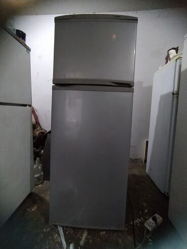 Soyuducular: İkiqat kameralı soyuducu - Rəng: gümüş/boz - Yuxarıda ayrıca — 2