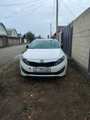 машина кейж: Kia K5: 2010 г., 2 л, Автомат, Бензин, Седан