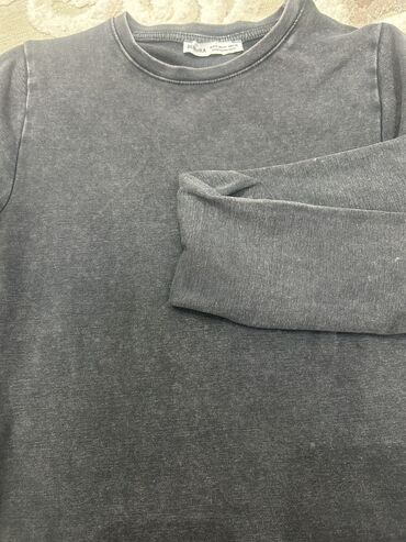 Futbolka və maykalar: Her biri demek olar yeni kimidir,cunki 2-3defe geyinilib baxan — 18