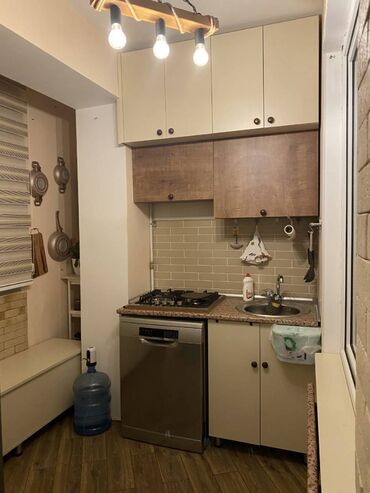 Köhnə tikili: Bakı, 3 otaqlı, Köhnə tikili, 55 kv. m — 17