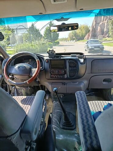 Ford: Ford Transit: 2.2 l | 2002 il 400598 km Van body type — 7