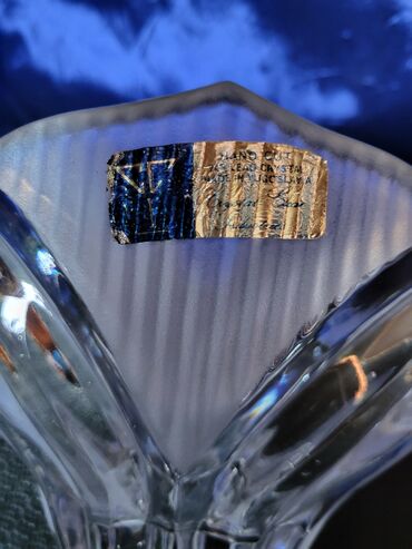 Stare vaze i dekor: Bombonijera nova,kristal,led,brusen kristal Jugoslavija,rucni — 15