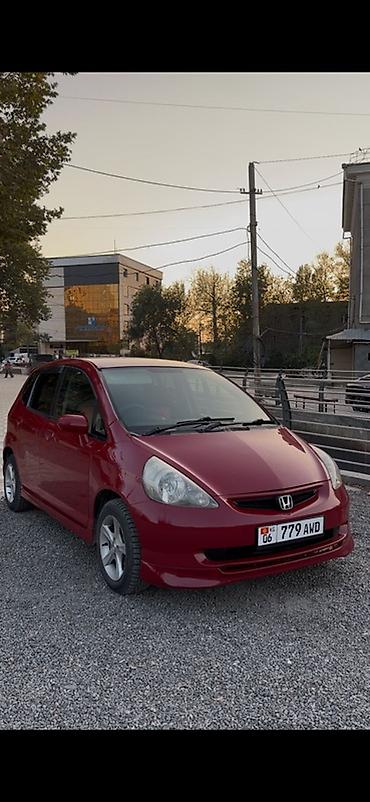 мерс 210 е класс: Honda Fit: 2005 г., Хэтчбэк — 1