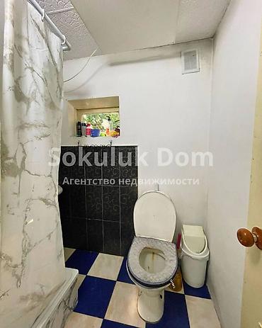 the level: 🏠Продается дом с. Сокулук 🟡Комнаты: 4 комнаты в доме + 3х комнатная — 8