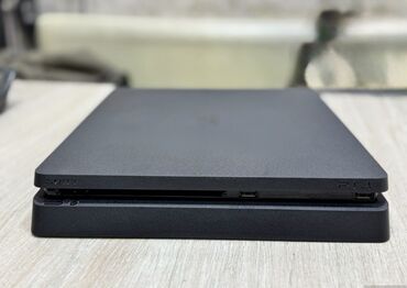 usb mikrafon: Sony PlayStation 4 Slim oyun konsolu - Model: PS4 Slim (orijinal