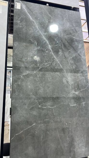 Böyük ölçülü keramika/porcelen plitə – qrafit-boz mərmər effektli