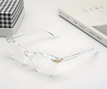 mrezaste carape sa cirkonima: Naočare za blokiranje plave svetlosti sa mačjim okom, providna stakla