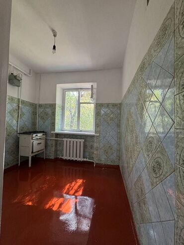 продаю дом медерова карло маркса: 1 бөлмө, 30 кв. м, Жеке план, 1 кабат