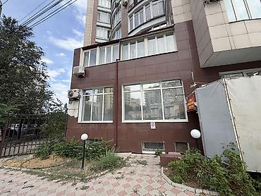 Продажа офисов: 🏢 Продаётся коммерческое помещение в ЖК «Сымбат Классик» 📍 Район — 16